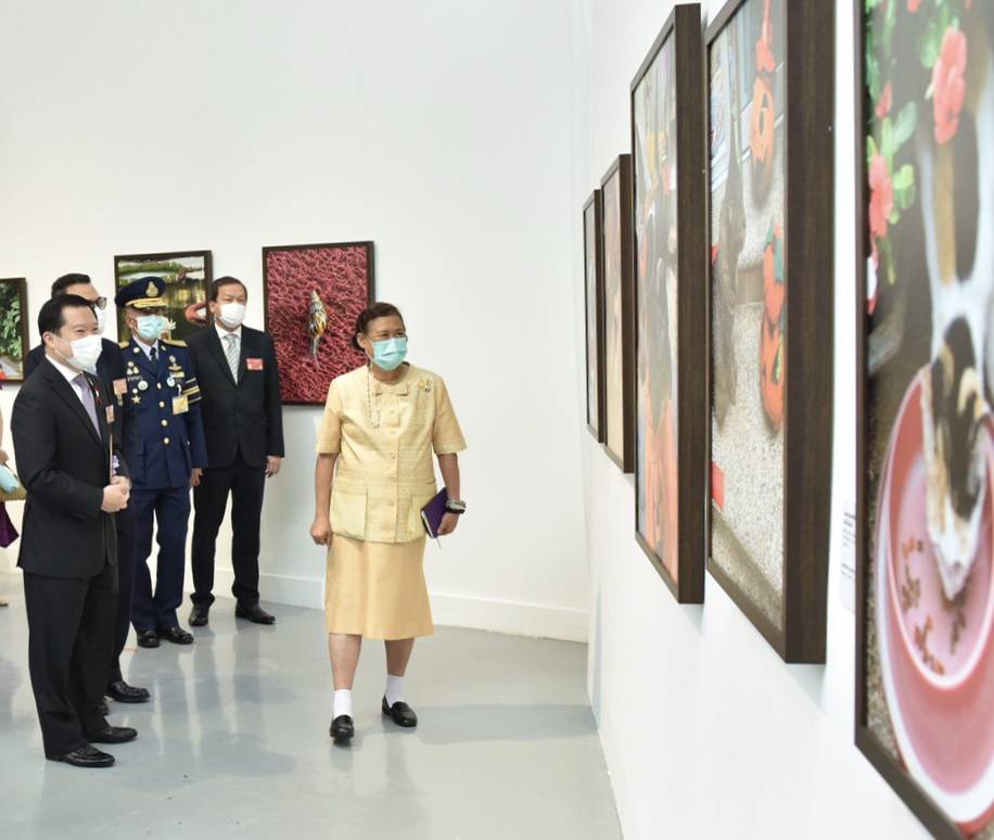 นิทรรศการภาพถ่ายฝีพระหัตถ์ “ชีวิตยามอยู่บ้าน: Life@Home” ในสมเด็จพระกนิษฐาธิราชเจ้า กรมสมเด็จพระเทพรัตนราชสุดาฯ 