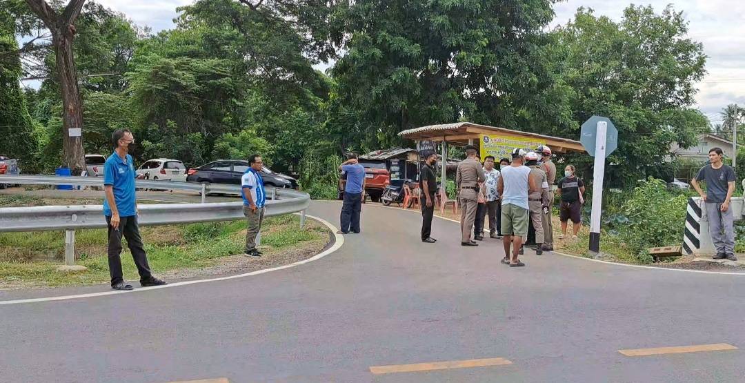 ชาวโพธารามร้องขอไฟเขียวไฟแดงลดอุบัติเหตุบริเวณ8แยกถนนเลียบคลองชลประทาน 