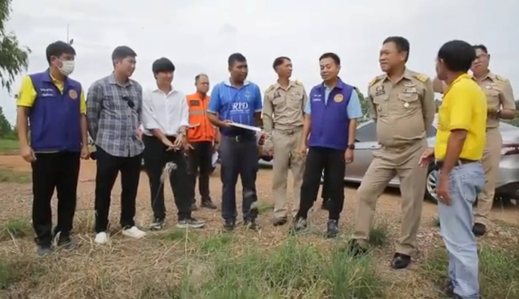 รองผู้ว่าฯชัยนาทและคณะติดตามสถานการณ์การกักเก็บน้ำ แก้ปัญหาน้ำท่วม- แล้ง พื้นที่อำเภอหันคา
