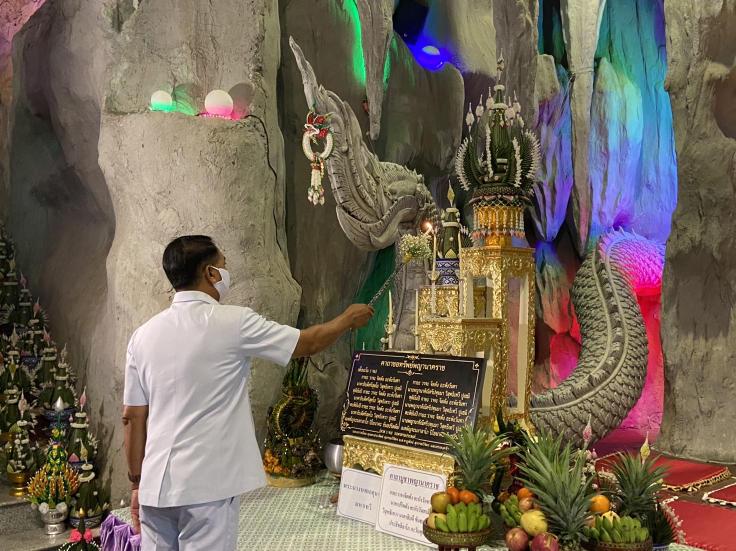 ผวจ.ศรีสะเกษ ลงพื้นที่จัดเส้นทางจราจรเพื่อรองรับนักท่องเที่ยว ที่มาชมพญานาคในวัดศรีมงคลรัตนาราม