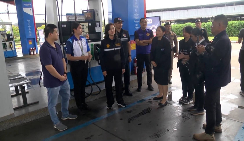 สกลนครคุมเข้มน้ำมัน ผู้ว่าฯนำทีมตรวจปั๊ม สร้างความมั่นใจประชาชน 