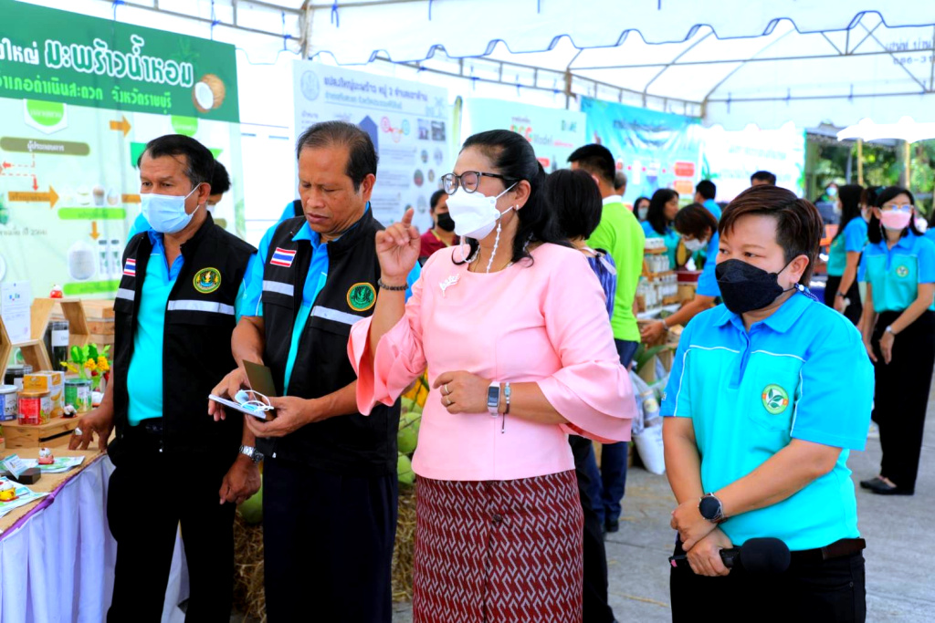 สสก.2 รบ. ลุยสร้างการรับรู้พัฒนาเกษตรแบบแปลงใหญ่ พื้นที่เกษตรภาคตะวันตก