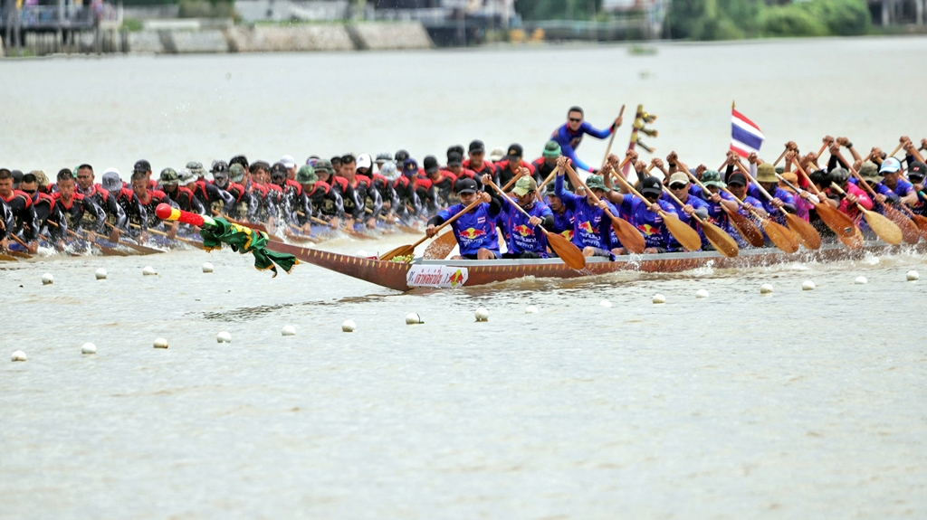 ปทุมธานีเปิดยิ่งใหญ่แข่งขันเรือยาวประเพณี ชิงถ้วยพระราชทาน สืบสานความเป็นไทย