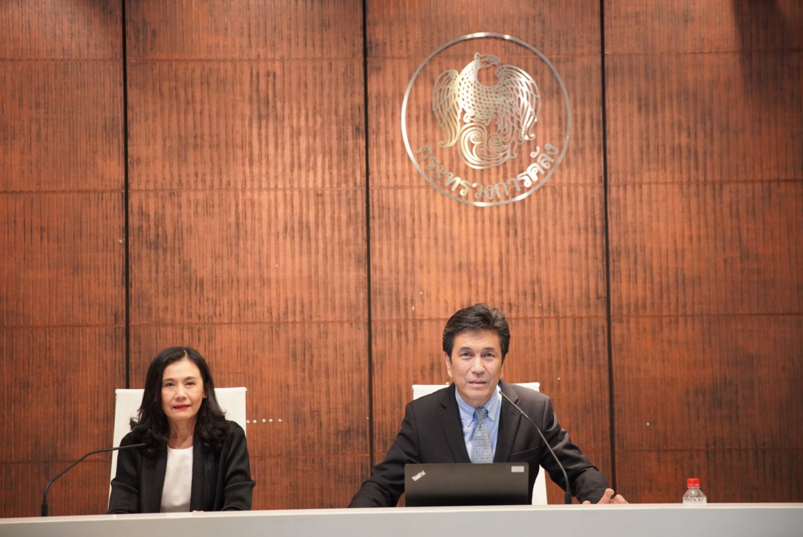 “กยศ.”แจงหักเงินเดือนชำระเงินคืนผ่านนายจ้างตามเกณฑ์ นำเงินให้รุ่นหลังมีโอกาสเข้าถึงการศึกษา 	