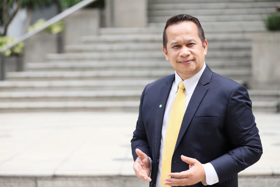 "อนุสรณ์" ซัดแรง! กระแสไล่อนุทินพุ่ง สะท้อนรัฐบาลเสียงข้างน้อย "สูญเสียความเชื่อมั่นหนัก" จนประชาชนลงมติไม่ไว้วางใจแล้ว