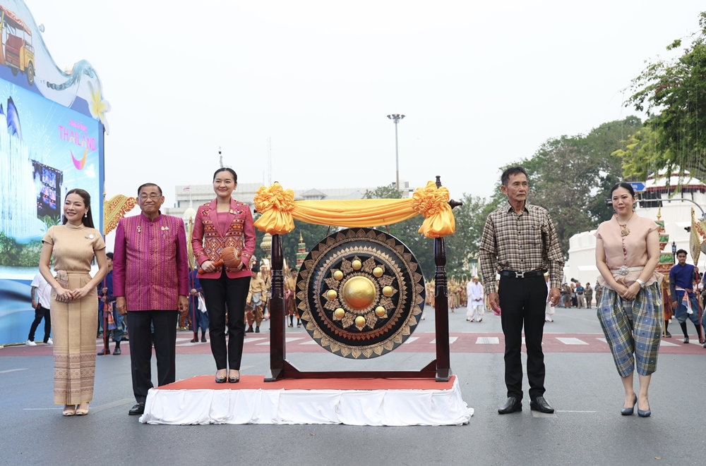 รมว.ท่องเที่ยวฯ-ครม.- คณะทูตานุทูต ร่วมเปิดงาน “Maha Songkran World Water Festival 2024 เย็นทั่วหล้า มหาสงกรานต์ 2567” 