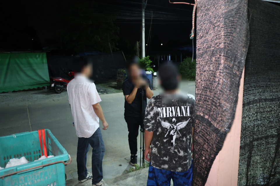 “ช่างเหน่ง” เปิดใจเกือบคิดสั้น เครียดถูกกดดัน ปมให้ที่พัก “ไอ้ป๋อง” ยันเป็นคนแจ้งเบาะแสรถ 2 พี่น้องรัสเซีย 