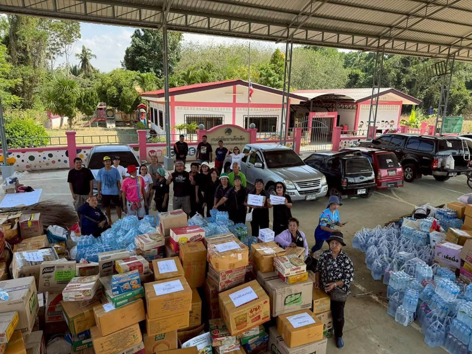 บ้านกรูดระดมพลัง ส่งคาราวานช่วยผู้ประสบอุทกภัยสงขลาอย่างเร่งด่วน 