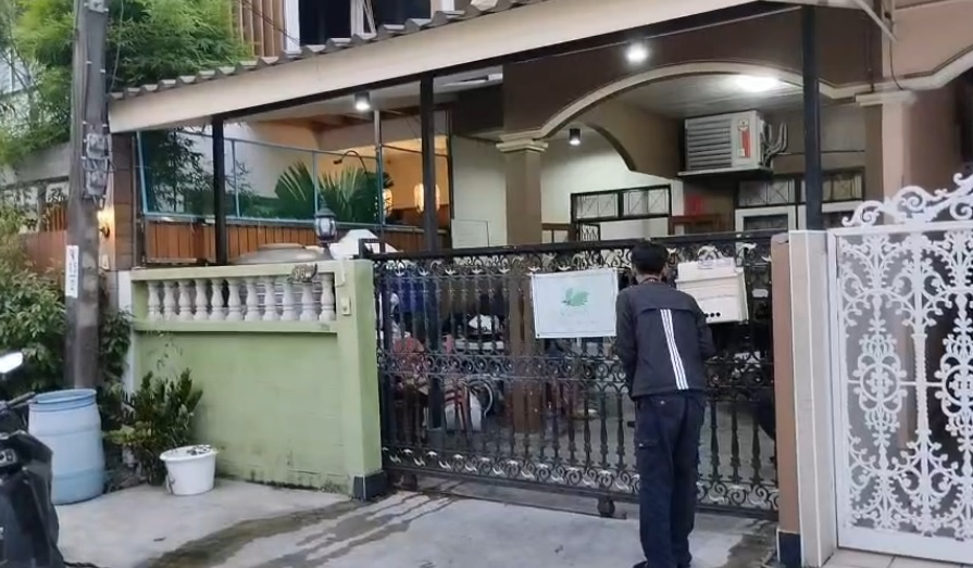เพื่อนทะเลาะกันคว้าปืนยิงดับ 1 บาดเจ็บสาหัส 2 ราย ตร.เร่งหาสาเหตุการขัดแย้ง