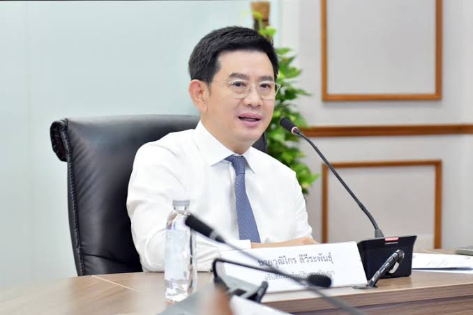 "วุฒิไกร" ยันนั่งเก้าอี้ปลัดพาณิชน์จนเกษียณ ไม่ได้รับตำแหน่ง "รมช.พาณิชย์"