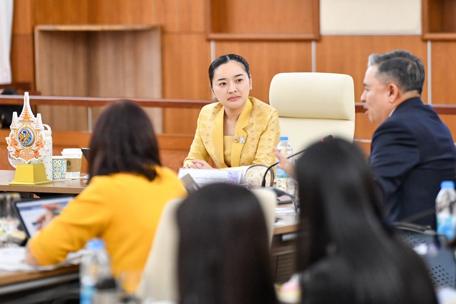 “รมว.สุดาวรรณ” นำทีมผู้บริหารวธ.ถกสำนักงบฯรายจ่ายประจำปี 69