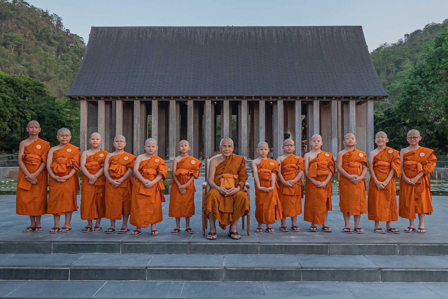 “สามเณรปลูกปัญญาธรรม ปี 10” สามเณรเข้าพิธีบรรพชา สู่การ “ตามรอยทศบารมี” ชมสดผ่านทุกแพลตฟอร์มทรู ถึง 18 พ.ค.นี้