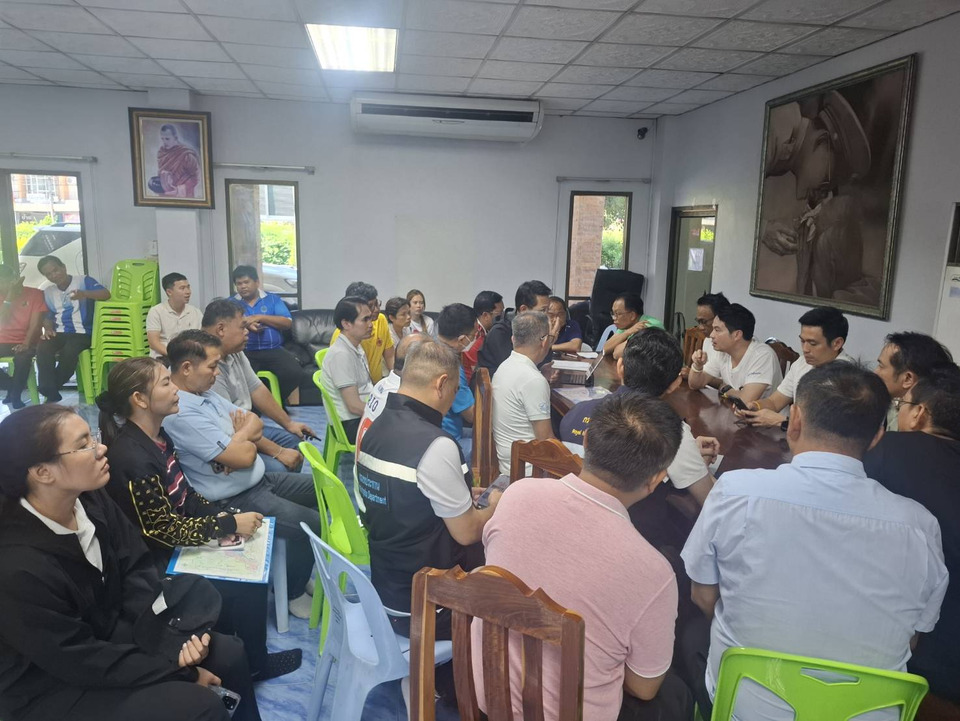 "ภราดร" ลงพื้นที่อ่างทอง หารือแนวทางแก้น้ำท่วมเจ้าพระยา ร่วมกรมชลประทาน