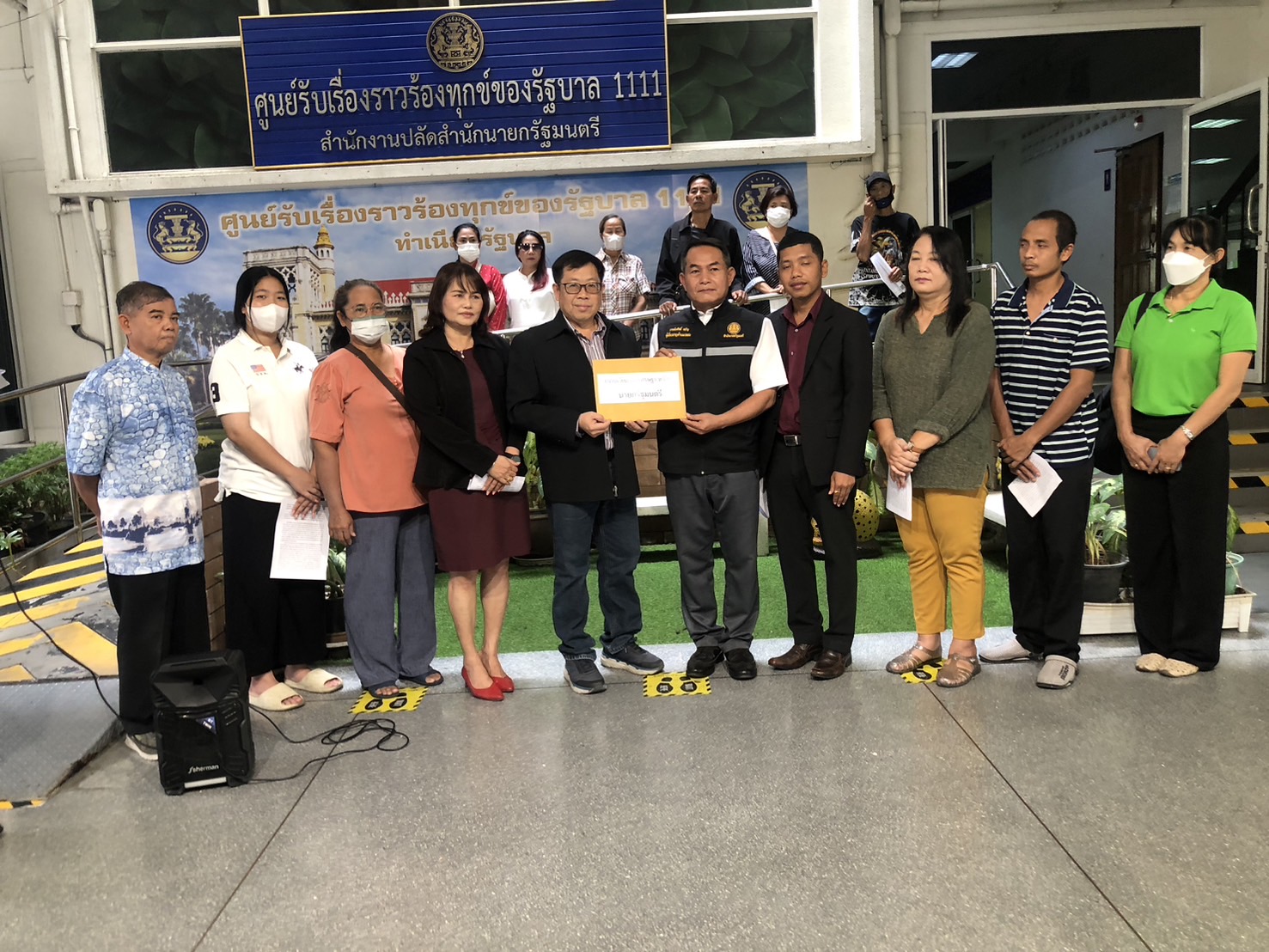 เครือข่ายการค้าธุรกิจอาหารและท่องเที่ยวฯ วอนรัฐบาลสร้างเศรษฐกิจที่ปลอดภัย พร้อมยื่น 9 ข้อเสนอถึงนายกรัฐมนตรี