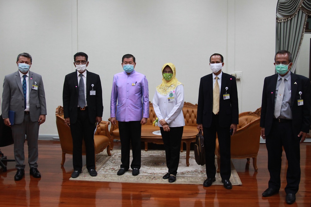    "นิพนธ์"เผย"กลุ่มส.ส.ชายแดนใต้"ยื่นเรื่องฯ เร่งช่วยเหลือคนไทยในมาเลย์-อินโดที่ยังติดค้างอยู่ 