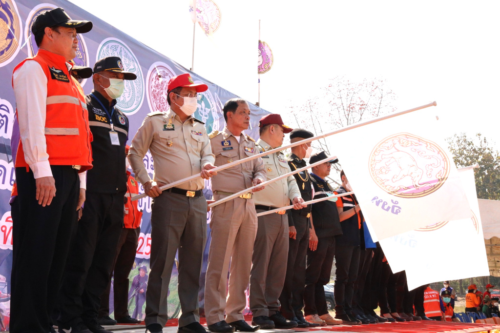 เชียงราย บูรณาการ Kick Off ปล่อยขบวนรณรงค์ป้องกัน-แก้ไฟป่า ฝุ่น PM 2.5 