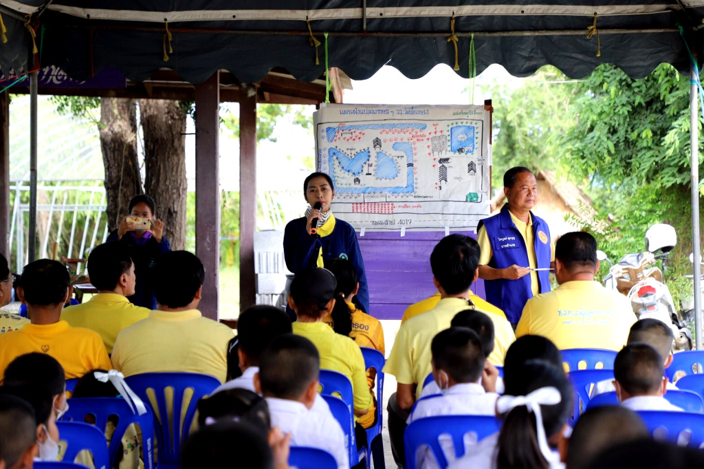 อำเภอเมืองอ่างทอง ร่วม รร.วัดลิ้นทอง บูรณาการดำเนินโครงการขยายผลเกษตรเพื่ออาหารกลางวันอันเนื่องมาจากพระราชดำริฯ