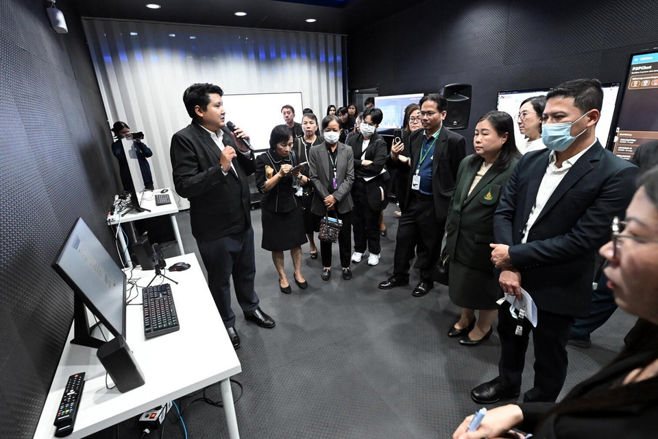 UTCC โชว์ผู้นำ Ai-First University ต้อนรับ มสธ. ศึกษา Ai-RAID–Jarvis v2
