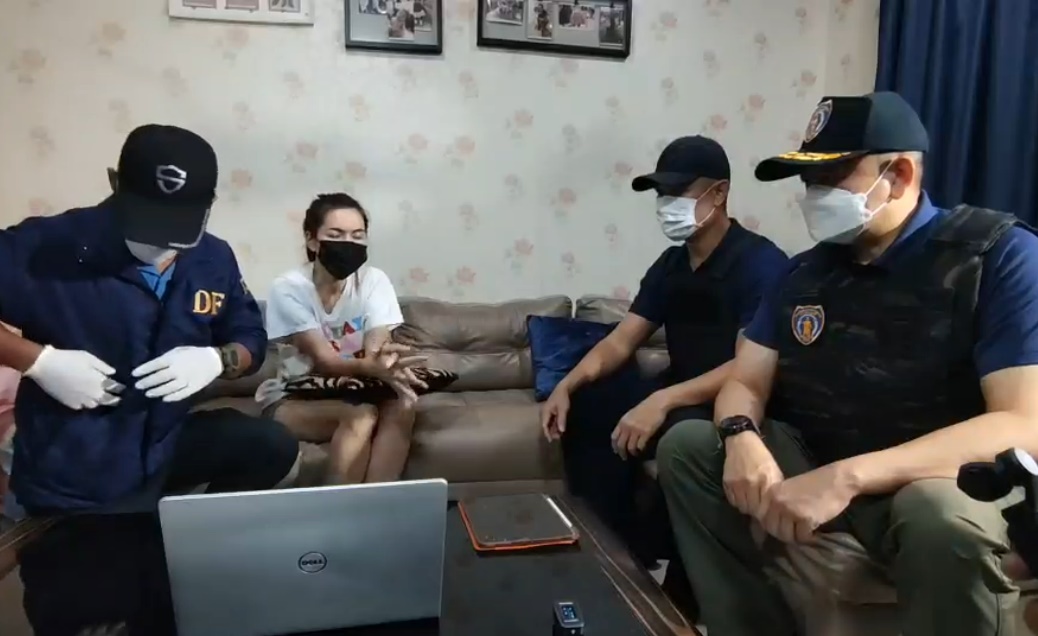 ผบช.ก.เปิดปฏิบัติการลูกแกะน้อย ออนไลน์ รวบ "โมนก" คาบ้าน เครือข่ายคดีค้ามนุษย์ 