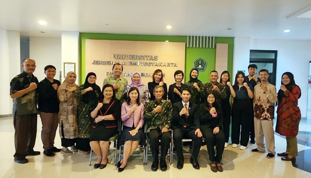 มข. เจรจาความร่วมมือ 3 มหาวิทยาลัยชื่อดัง ณ อินโดนีเซีย ผลักดันความร่วมมือระหว่างประเทศ