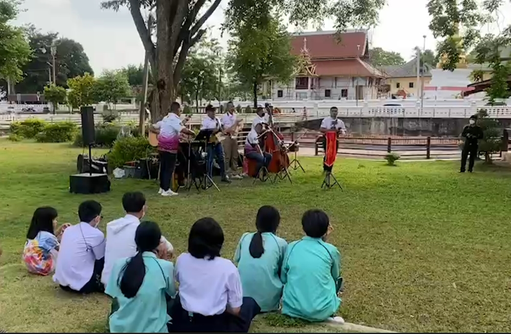 หมวดดุริยางค์ มทบ.38 จัดดนตรีในสวน มอบความสุขให้ประชาชนผ่านเสียงเพลง 