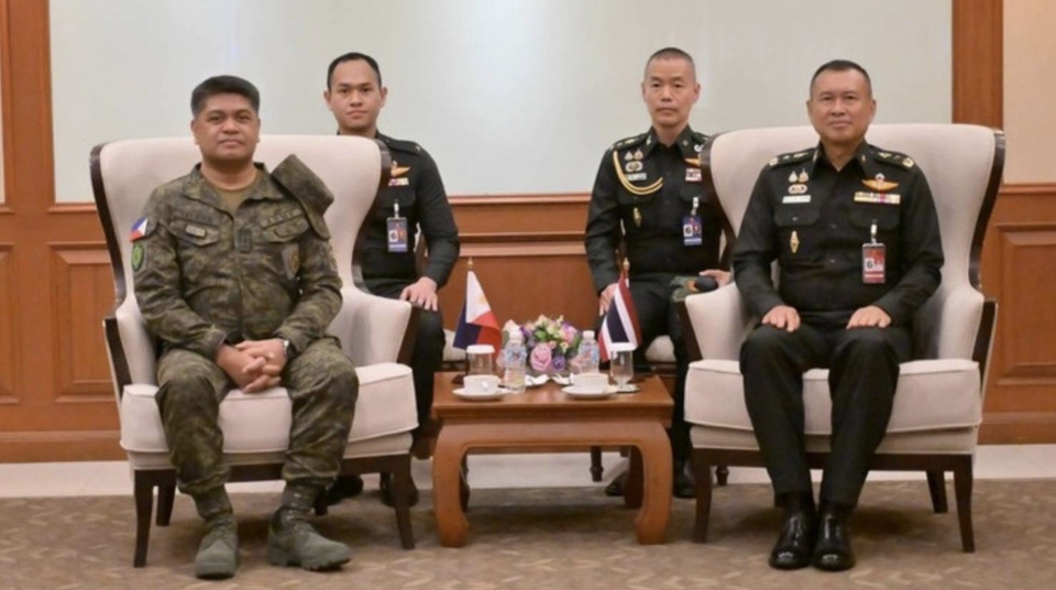 รองเสนาธิการทหารบก รับการเยี่ยมคำนับจาก เสนาธิการ กรมการทหารสื่อสาร กองทัพบกฟิลิปปินส์ 