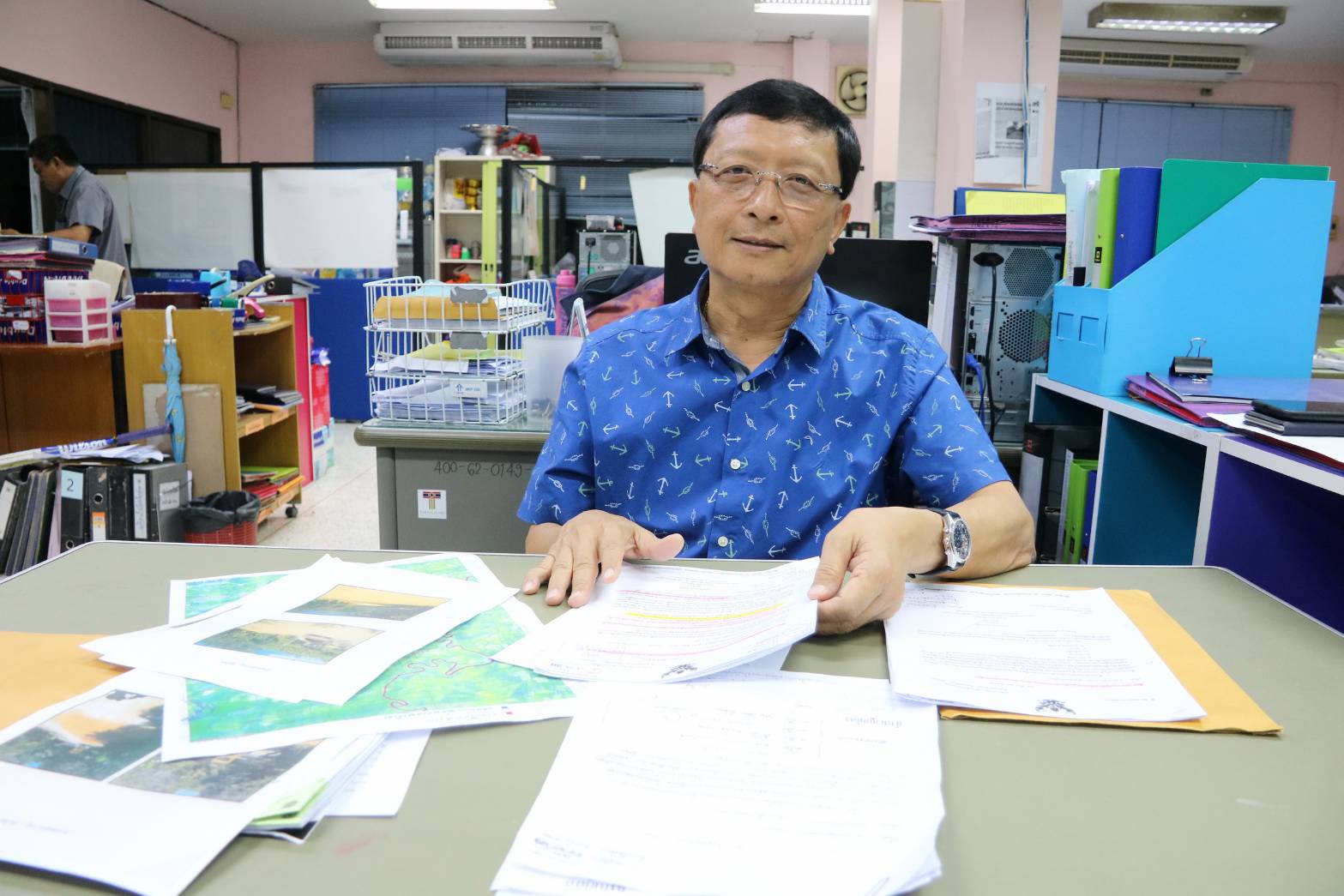 เพจดังต้านทุจริตซัด อบจ.พังงาใช้รถหลวงบุกรุกป่า “บำรุง”แจง อบต.ขอสนับสนุนซ่อมถนนเขตสปก.