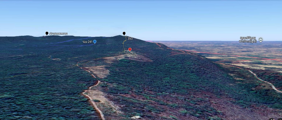 เปิดความสำคัญ “เนิน 225” จุดยุทธศาสตร์คุมเกมรบชายแดนไทย–กัมพูชา