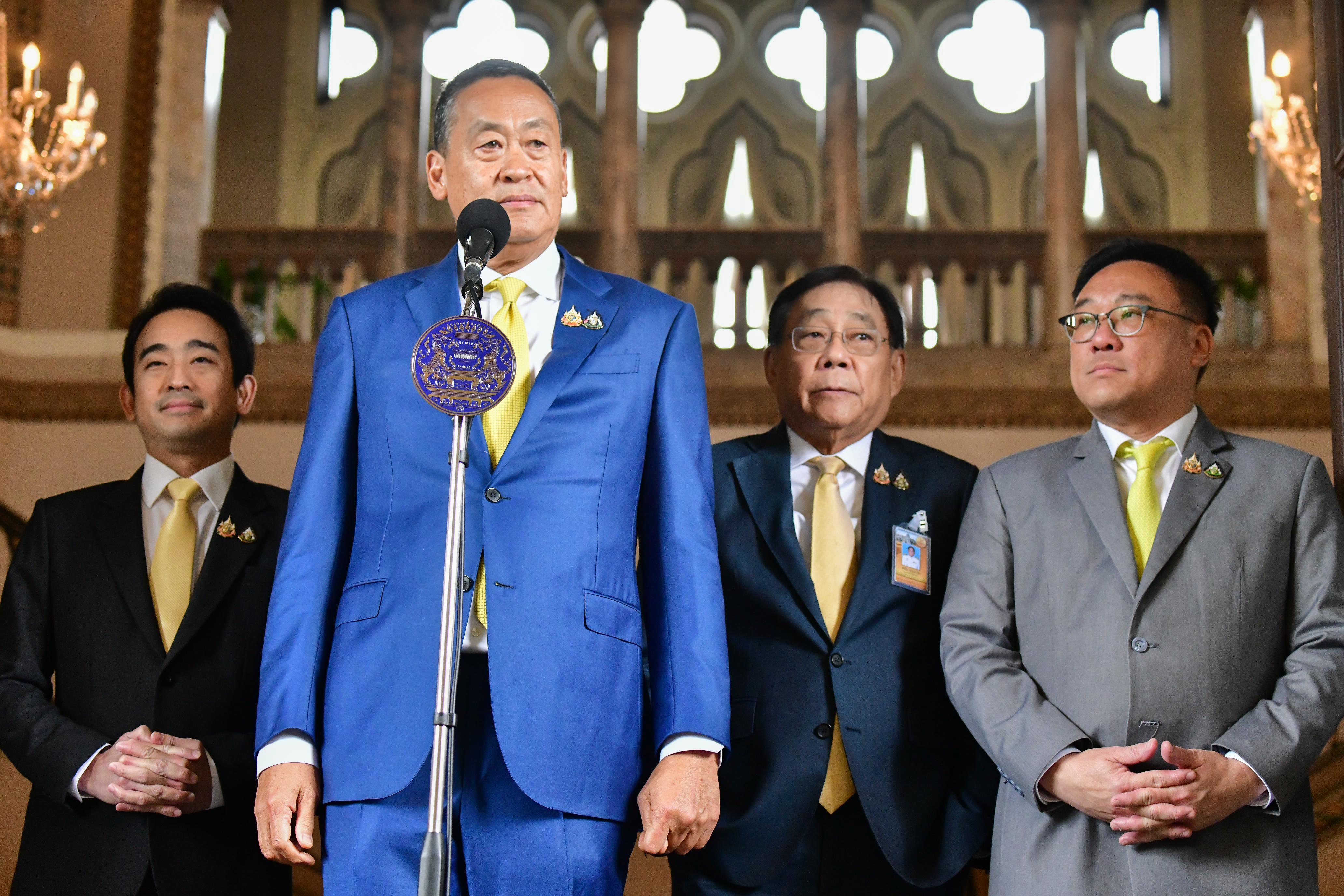 “พิชัย” ประเดิมนัดแรกควง 2 รมช.คลัง แถลงไทมไลน์ดิจิทัลพรุ่งนี้ ก่อนส่งไม้ครั้งต่อ “พาณิชย์” กำหนดร้านค้า ปิดท้าย นายกฯ ประกาศเริ่มใช้เงิน