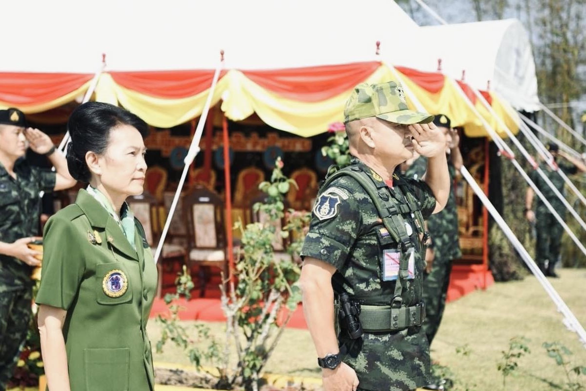"บิ๊กบี้" ร่วมรำลึกวีรกรรมผู้เสียสละเขาค้อ ขอเด็กรุ่นหลังสำนึกบุญคุณ ฝาก "นักการเมือง" เห็นแก่ส่วมรวม ประเทศชาติ