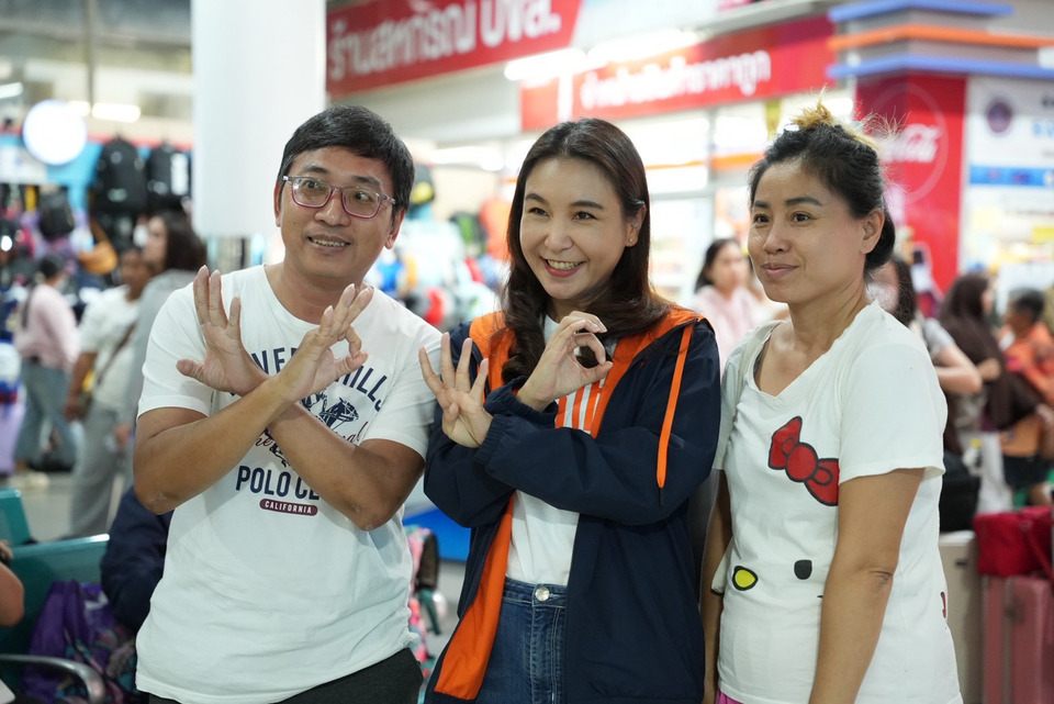 “ศิริกัญญา” นำทีมผู้สมัคร สส.กทม. ลงพื้นที่หมอชิต 2 ชวนใช้สิทธิ 8 ก.พ. 69