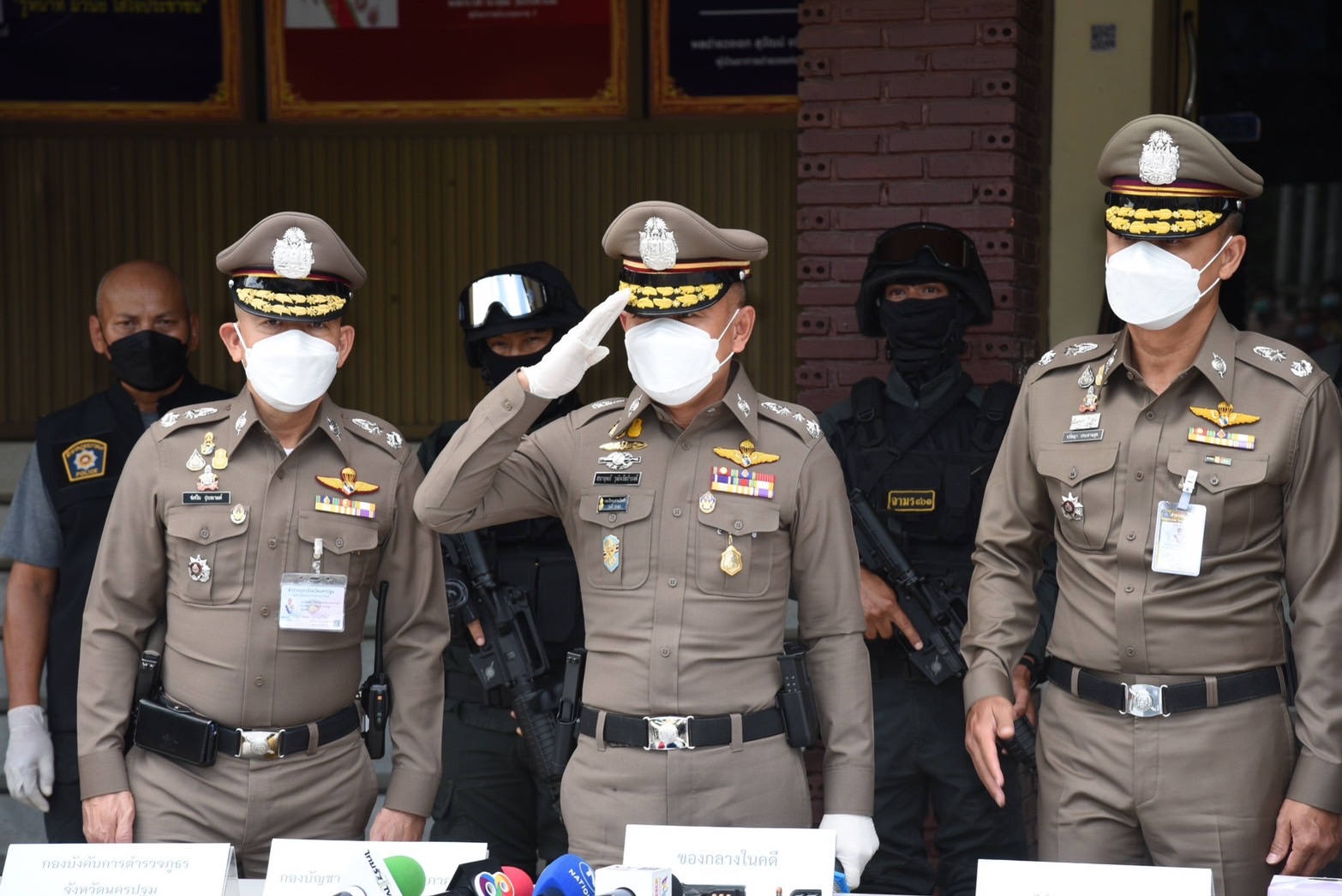 เจดีย์ 1 รวบมือปืนยิงอริดับหน้าบ้าน อ.กำแพงแสน