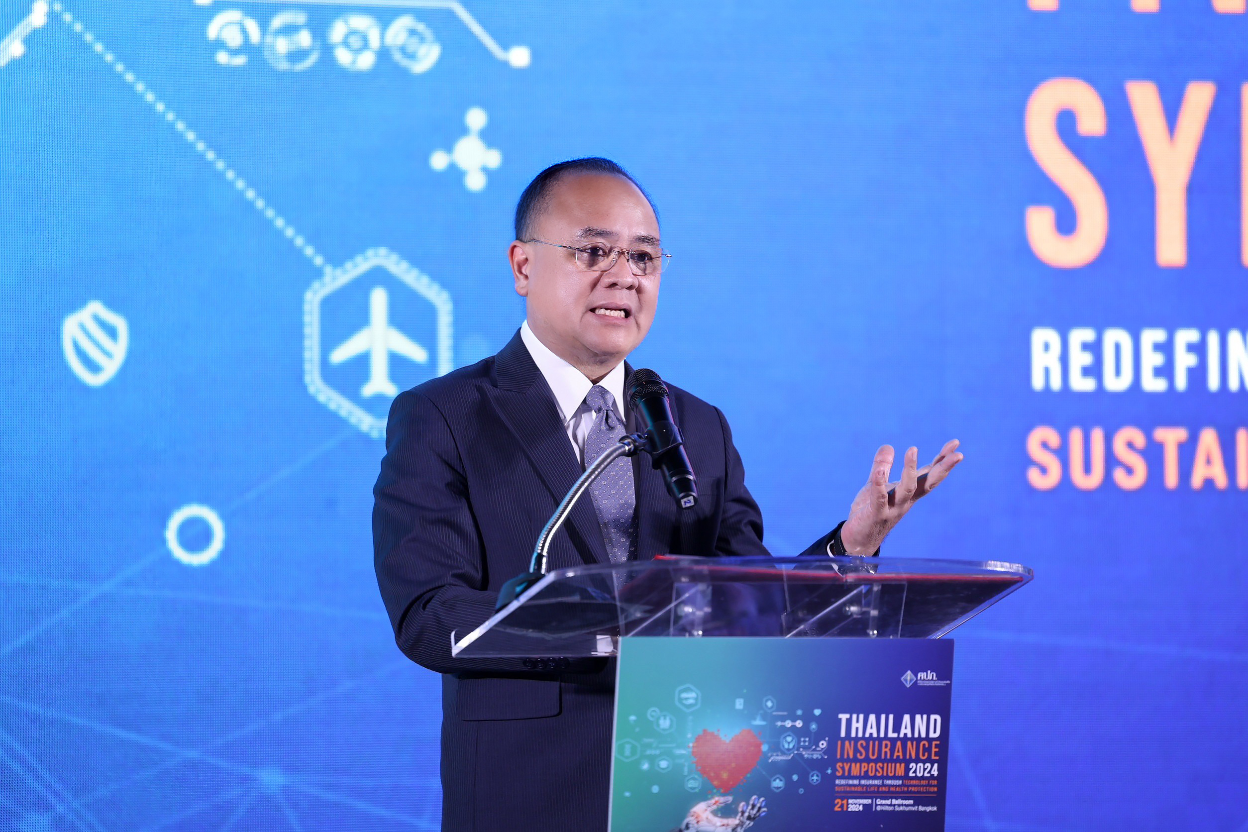 เลขาฯคปภ.จุดประกายเวที“Thailand Insurance Symposium 2024”  เล็งใช้ Big Data ตั้งราคาเบี้ยเหมาะสม พร้อมดึง Smart Watch  ตัวช่วยลดเคลมค่ารักษาพยาบาล