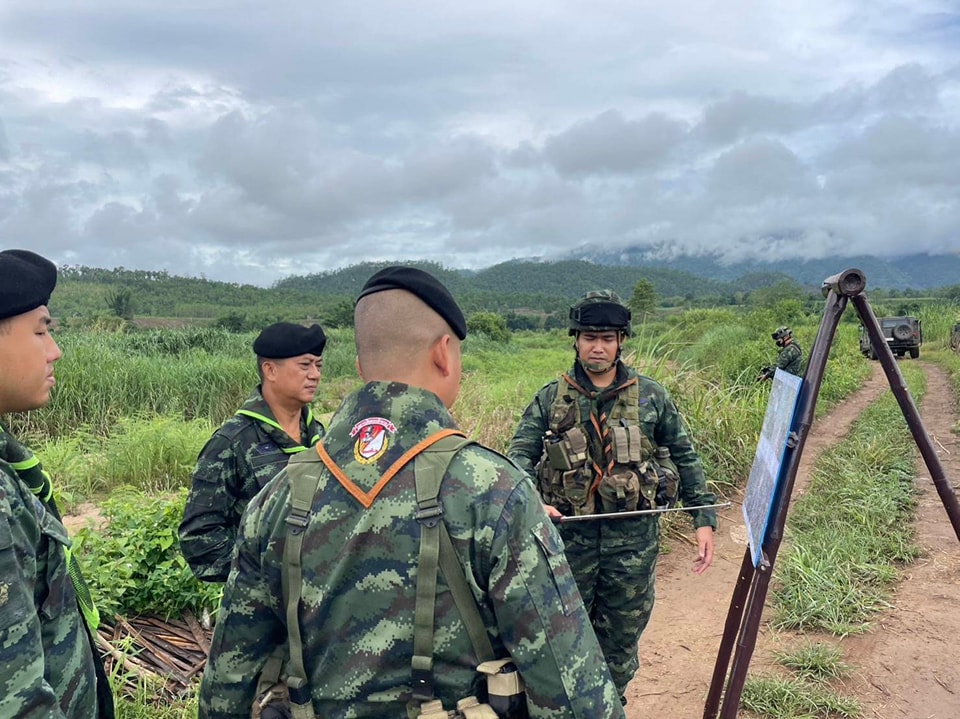 ฉก.ราชมนูแจ้งหน่วยงานราชการในพื้นที่แม่สอด จ.ตากถึงสถานการณ์การสู้รบชายแดน  
