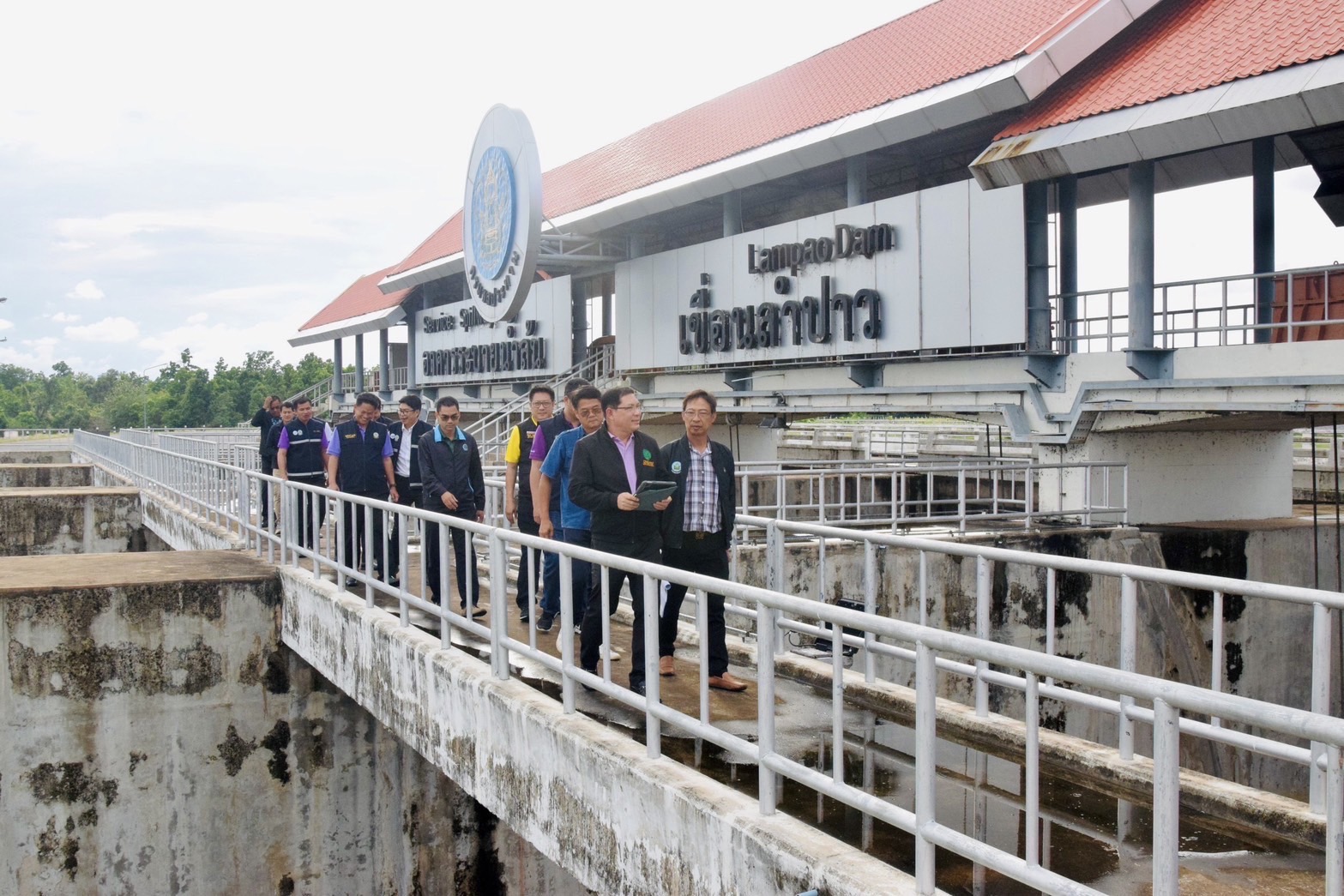เฝ้าระวังพื้นที่เสี่ยง!! กรมชลฯ ปูพรมเตรียมรับมือฝนเมืองกาฬสินธุ์ 
