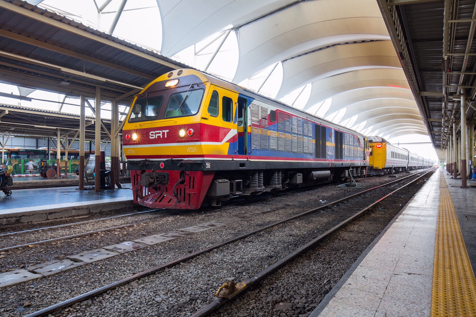 รถไฟฯงดเดินรถโดยสารบางเส้นทางชั่วคราว เริ่ม3เม.ย.จนกว่าสถานการณ์คลี่คลาย ผดส.คืนตั๋วเต็มราคา