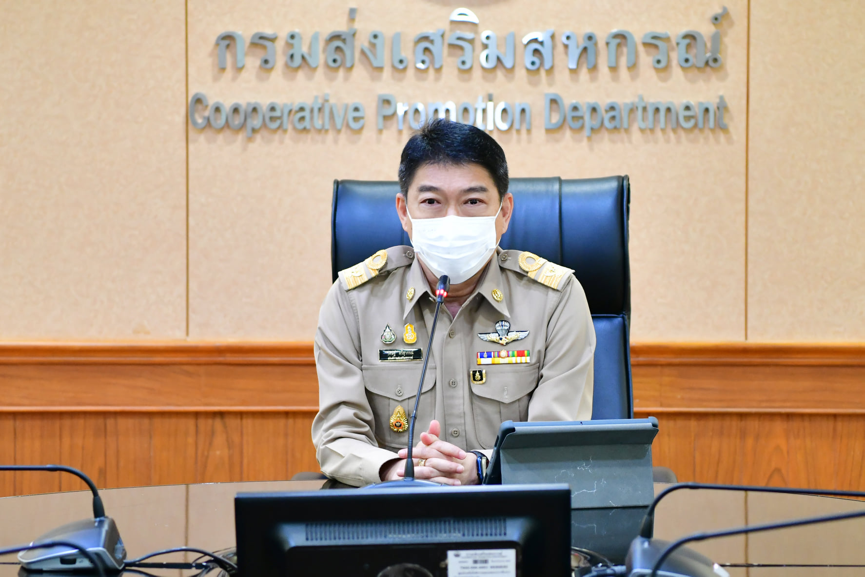 กสส. หนุนสหกรณ์ร่วมโครงการลดราคาปุ๋ย ช่วยสมาชิกลดต้นทุนกระสอบ 30 บาท