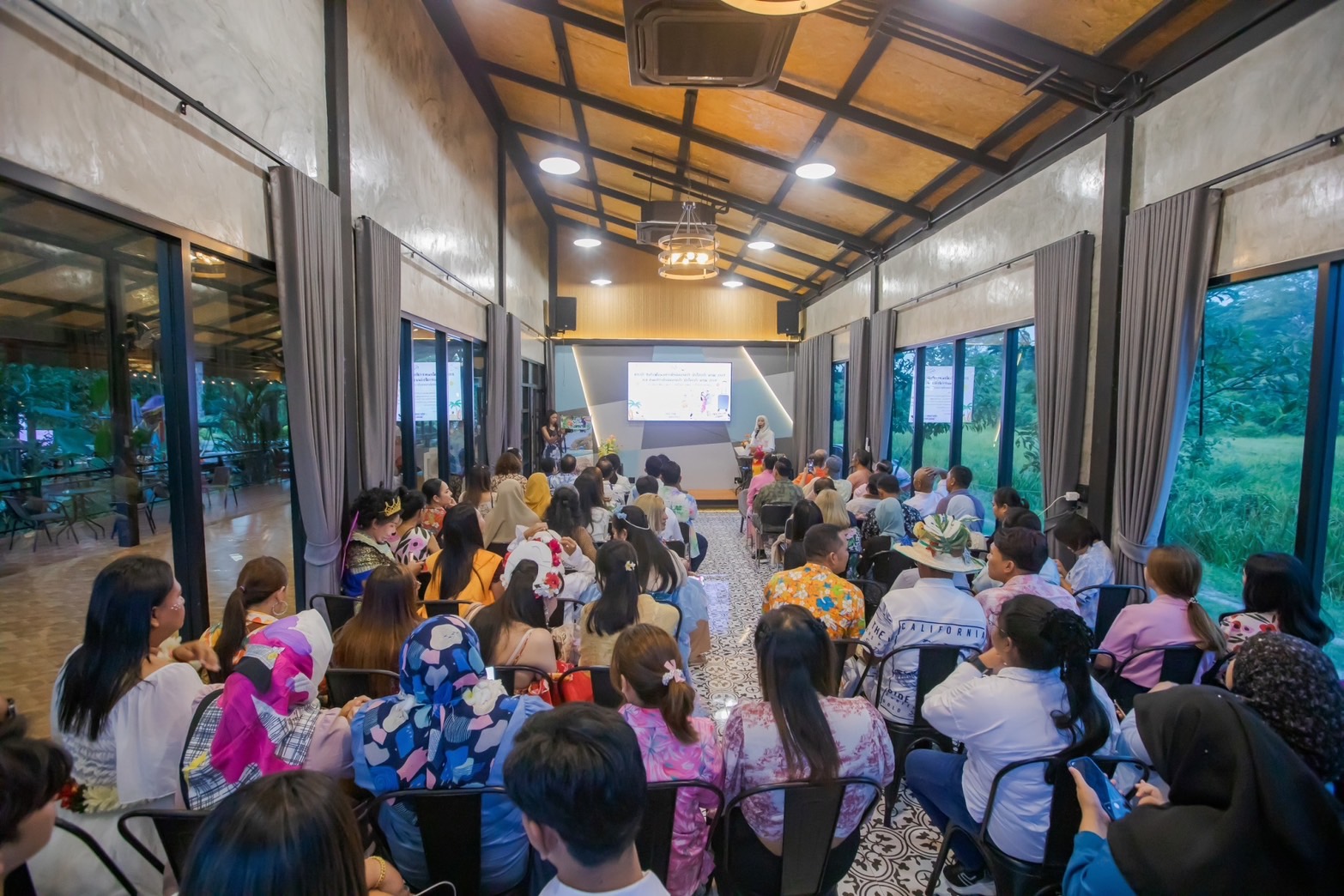 ททท.สตูลประชุมแผนส่งเสริมการท่องเที่ยวปี 67-68 มุ่งพัฒนาแหล่งท่องเที่ยวหลากหลายรับนักท่องเที่ยวตลอดปี