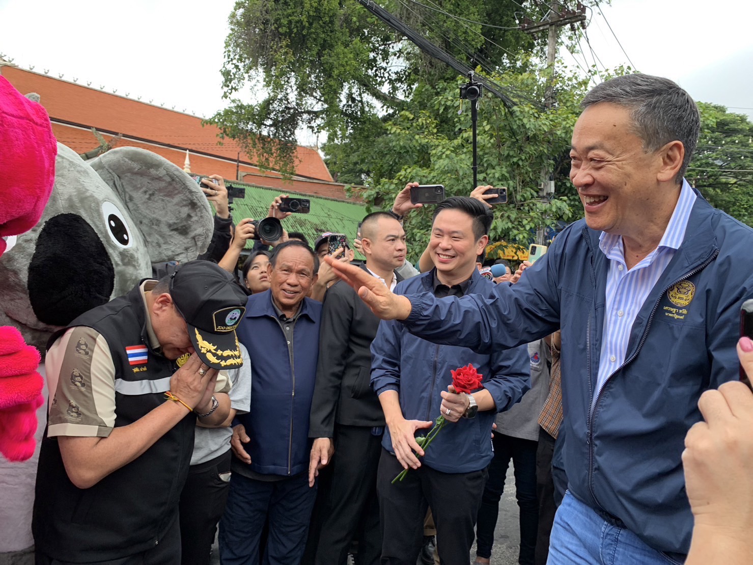 สวนสัตว์เชียงใหม่ร่วมต้อนรับนายกฯเศรษฐา ทวีสิน พร้อมสักการะครูบาศรีวิชัย
