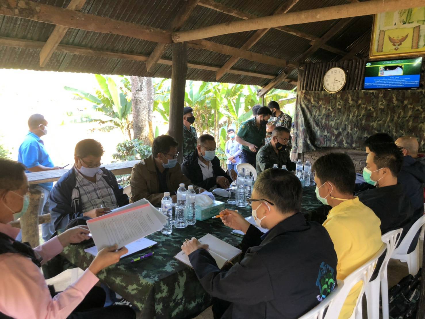   ผู้ว่าฯแม่ฮ่องสอนตรวจ​เช็คการผลิตกระแสไฟฟ้าพลังงานแสงอาทิตย์  เตรียมยกระดับการขับเคลื่อนการพัฒนาโครงการพื้นที่ราบสูง