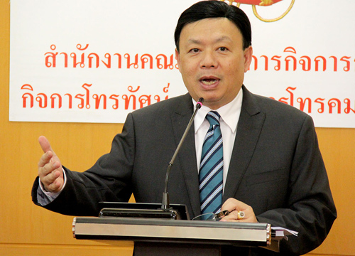 กสทช.เกี้ยวเฟซบุ๊กปิดเว็บหมิ่นน้อย ลั่นอยู่เมืองไทยต้องทำตามกฎหมายไทย ยันที่นี่ไม่ใช่อเมริกา