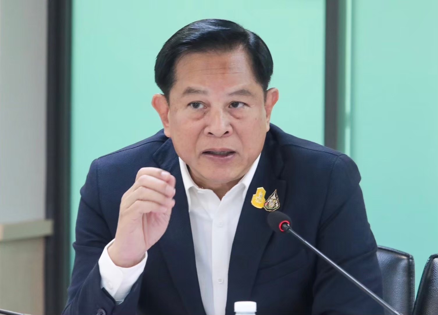 มติ "รทสช." ค้านแก้รธน.มาตรฐานทางจริยธรรมนักการเมือง “พีระพันธุ์” ย้ำ พรรคร่วม รบ. ไม่เคยคุย