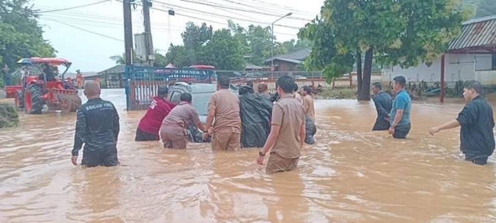 "กองทัพบก" ระดมกำลังพลและยุทโธปกรณ์ เร่งช่วยผู้ประสบอุทกภัยภาคเหนืออย่างเร่งด่วน!