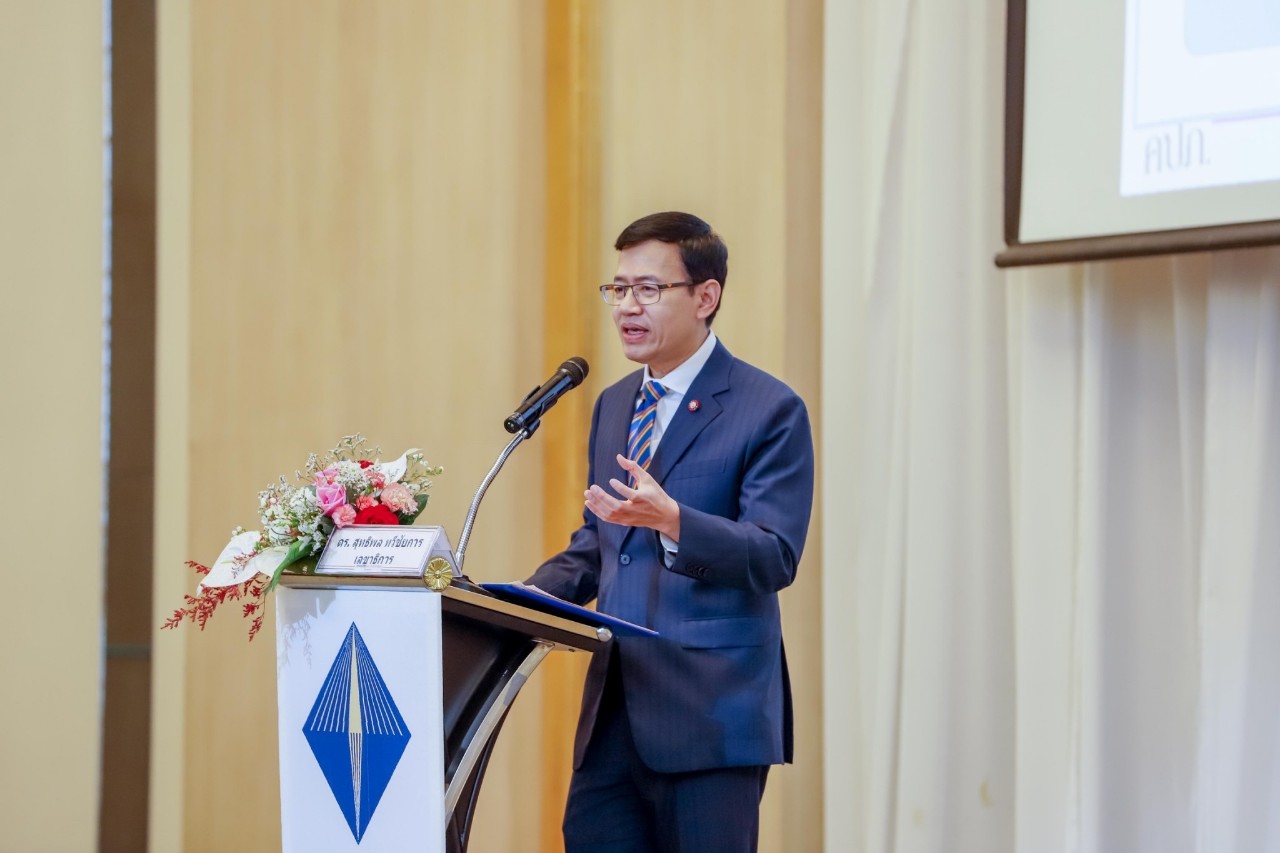 คปภ.ช่วยเหลือผู้ประกอบการ SME โดยเร่งเพิ่มภูมิคุ้มกันความเสี่ยงภัยด้วยระบบประกันภัย 	