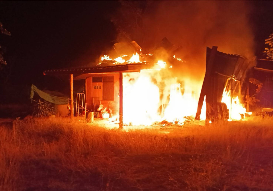 ระทึก! มดทำรังในปลั๊ก ไฟลัดวงจรเผาบ้านครูบำนาญ-อดีตผู้สมัคร สส.ชัยภูมิ วอดทั้งหลัง