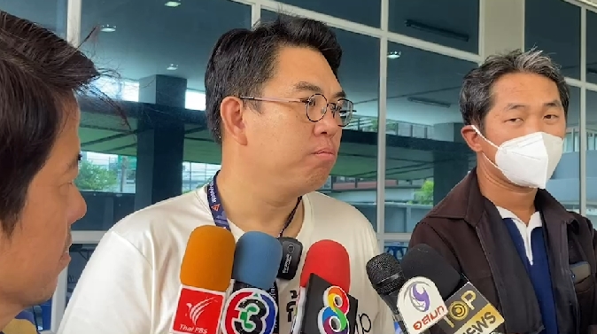 "วิโรจน์" ชี้ "โหวตนายกฯ" ยังต้องลุ้นทุกชั่วโมง เห็นใจ "เศรษฐา" ถูก "ฝ่ายอนุรักษ์นิยม" สกัด มอง "ทักษิณ" กลับไทยไม่เกี่ยว "เพื่อไทย" 
