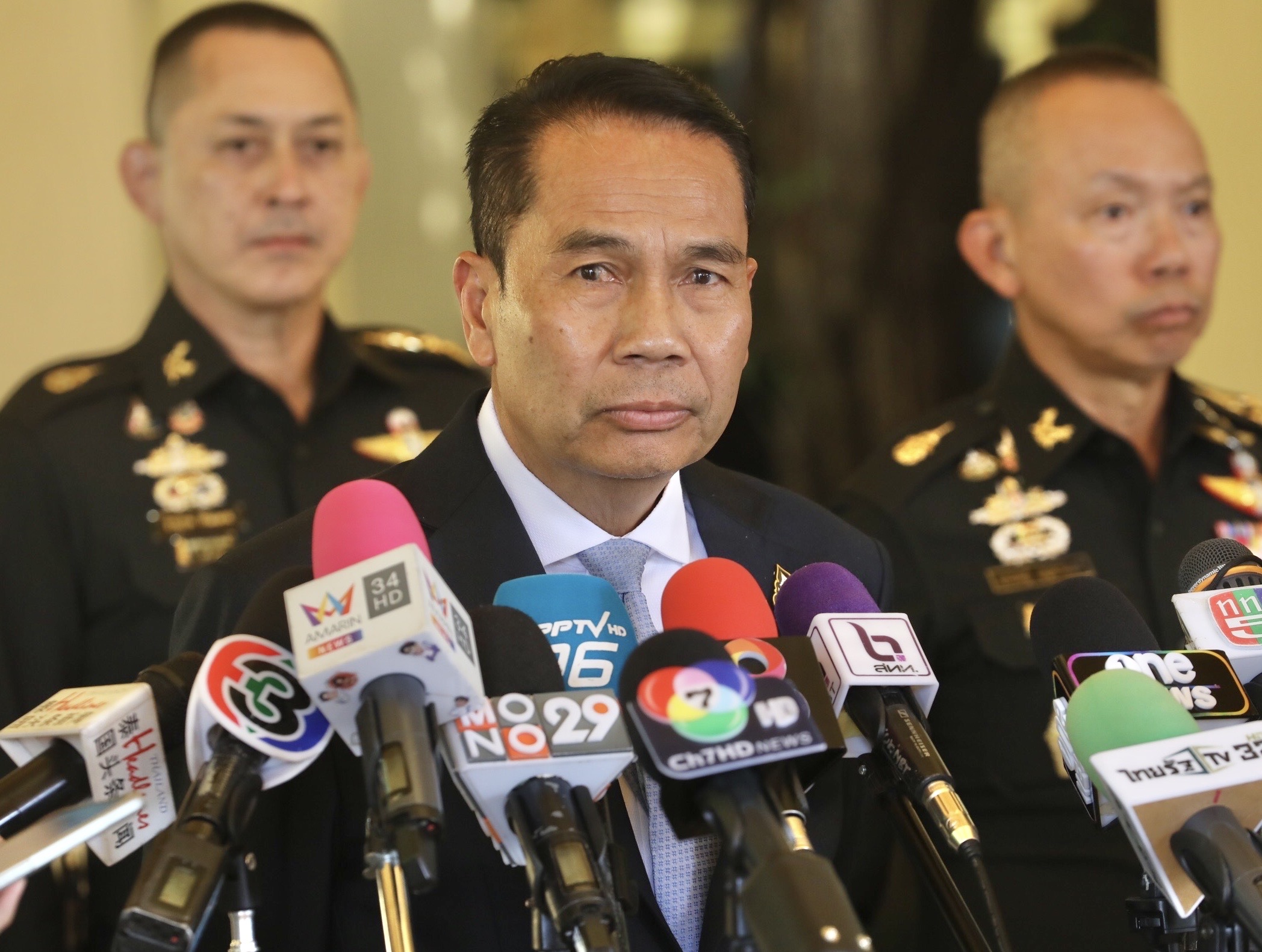 "สุทิน-ทบ."ถกเครียด ปมแก้ผ้าทหาร สั่งสังคายนาระเบียบทั้งหมด ตรวจสุขภาพจิตครูฝึกทั่วปท.ชี้ผิดอาญาต้องขึ้นศาลทหาร