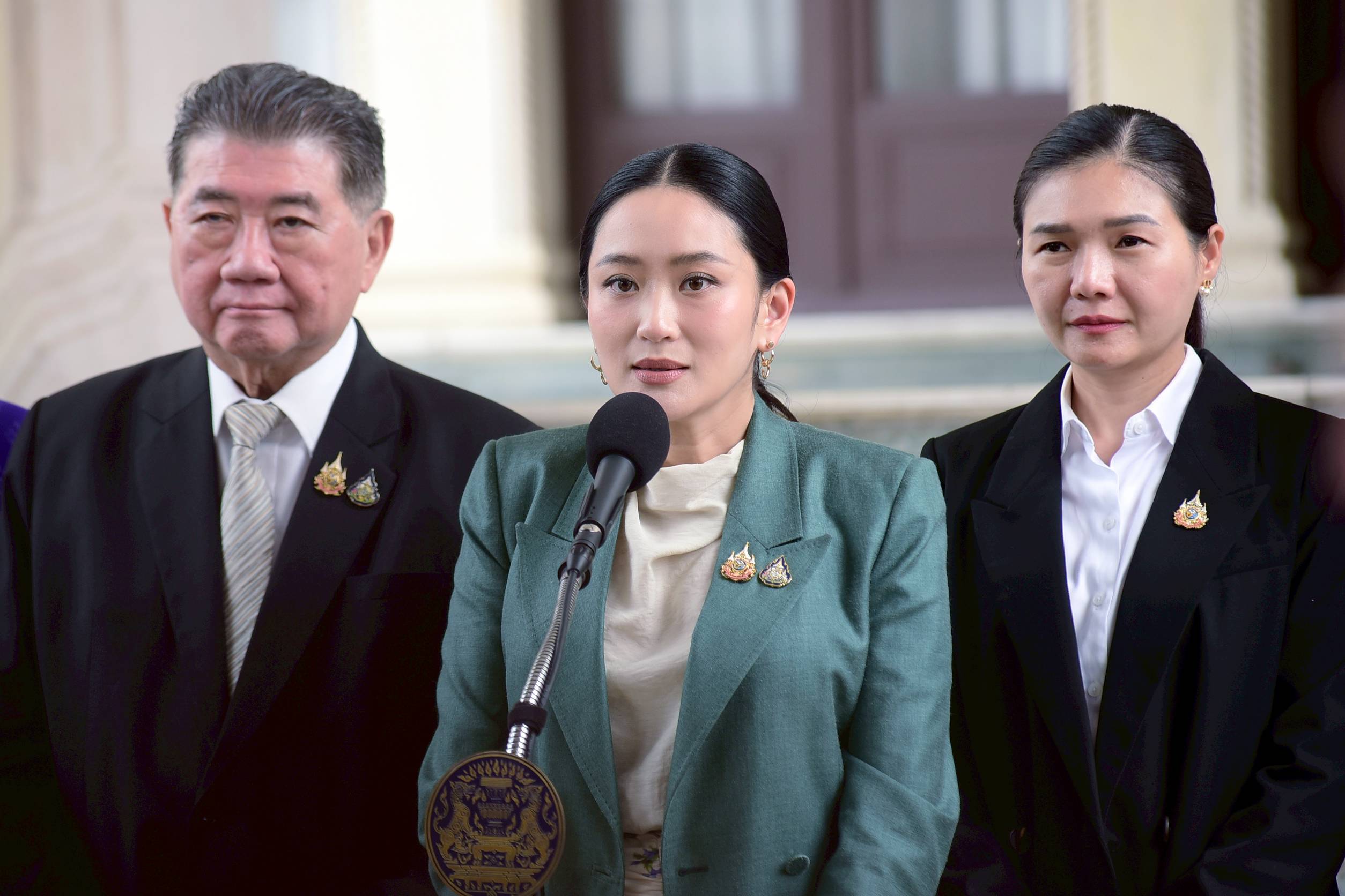 "นายกฯ" น้อมรับคำสั่งศาลรธน.หยุดปฏิบัติหน้าที่ ย้ำทำเพื่อรักษาอธิปไตยไทย ไม่มีเจตนาร้าย ขอโทษคนไทยทำไม่ถูกใจ