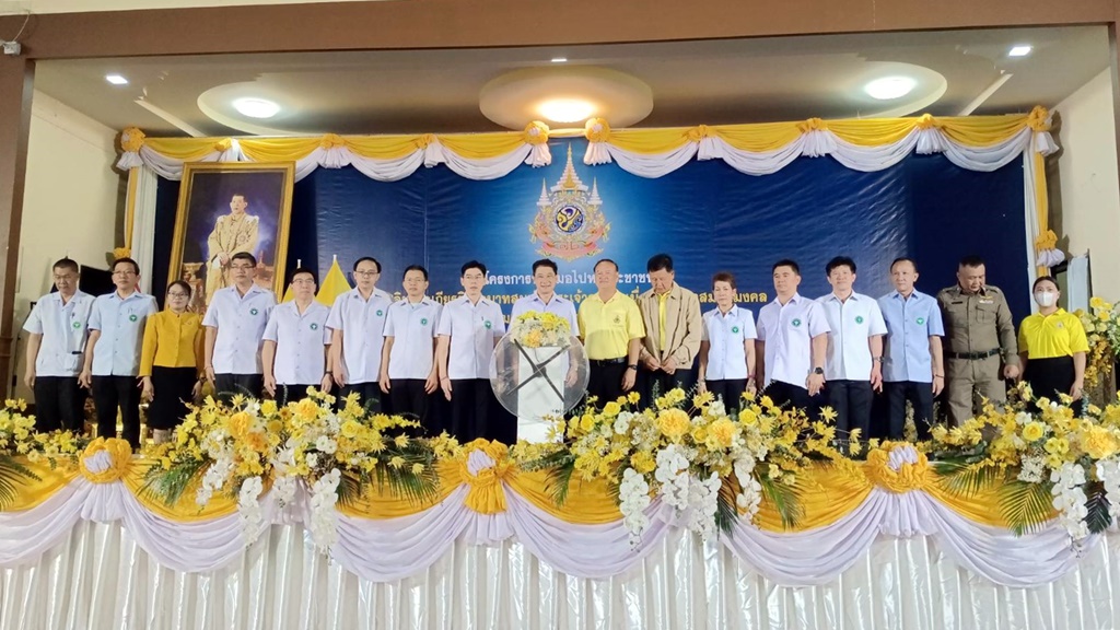รรก.ผู้ตรวจฯ สธ. เปิดโครงการพาหมอไปหา ปชช.เฉลิมพระเกียรติฯ พื้นที่ อ.เลาขวัญ 