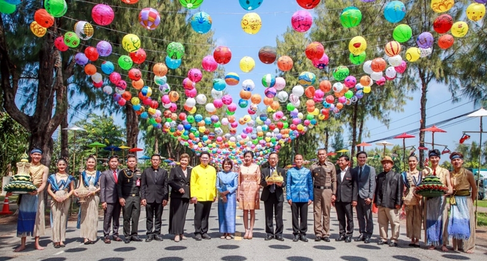 มข. สืบสานวัฒนธรรมจัดงาน "Sithan KKU Festival 2022" ผุดไอเดียกระทงรังไหมเพื่อสิ่งแวดล้อม